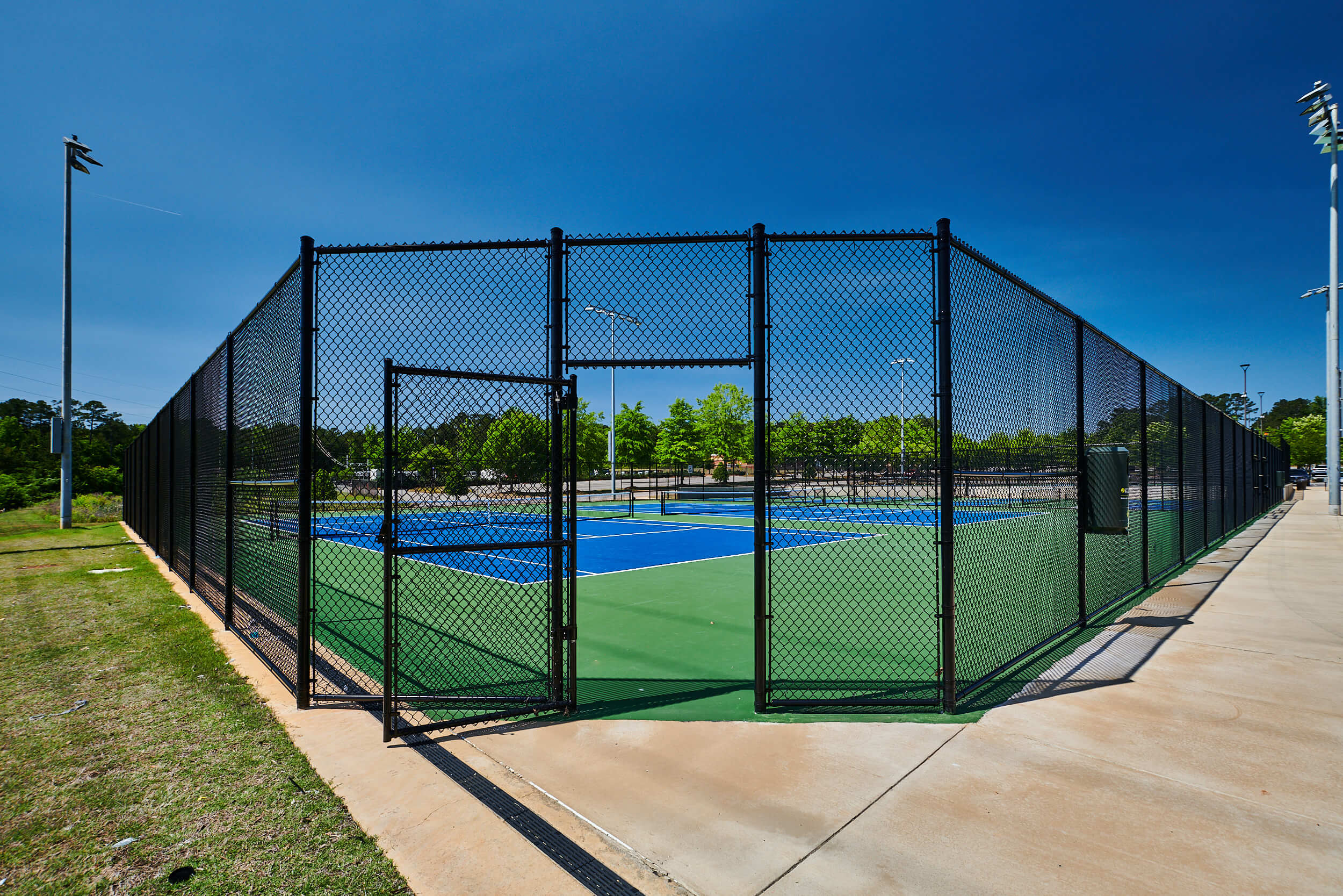 Auburn pickleball courts